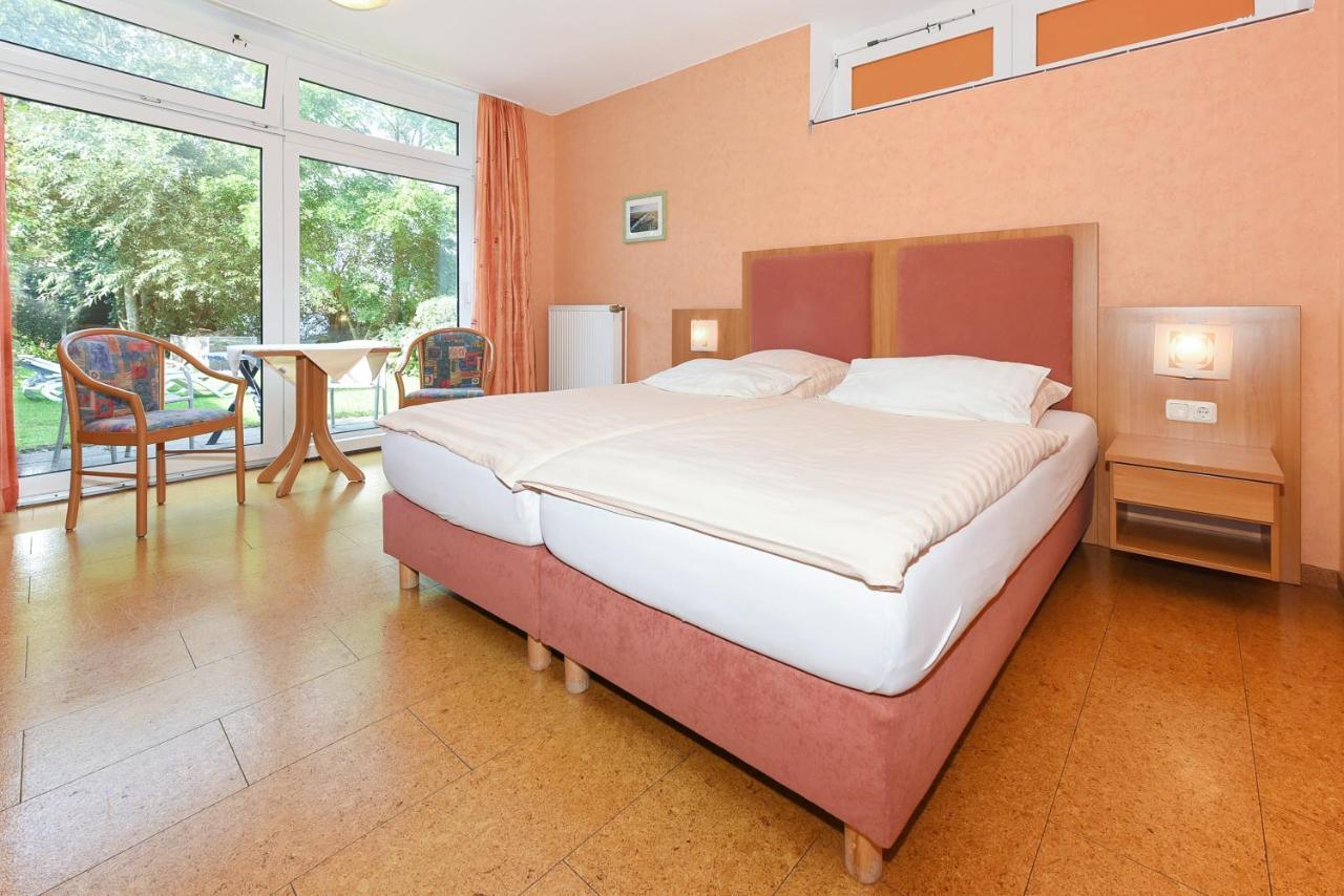 Hotel-Pension Altes Siel 벤세르시엘 외부 사진