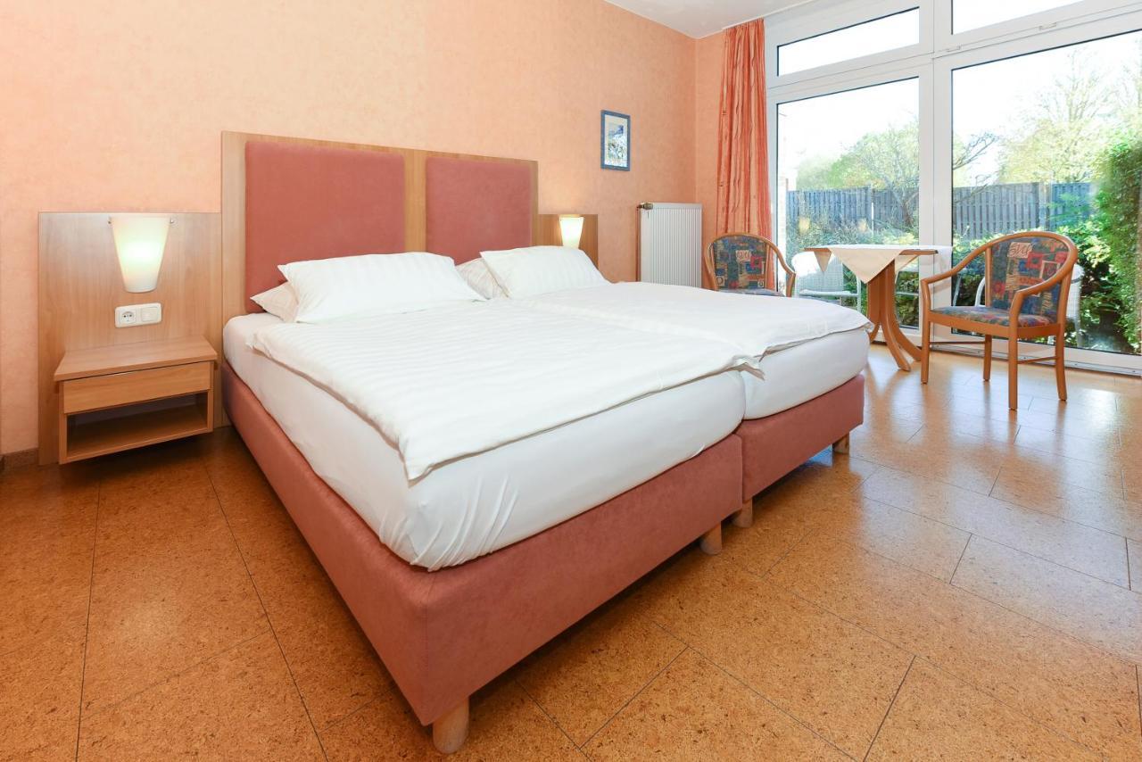 Hotel-Pension Altes Siel 벤세르시엘 외부 사진