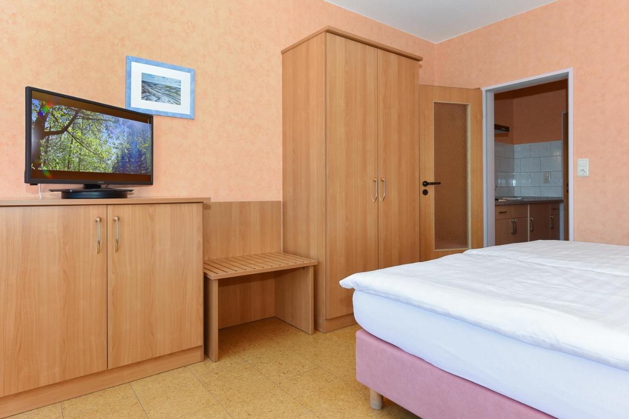 Hotel-Pension Altes Siel 벤세르시엘 외부 사진