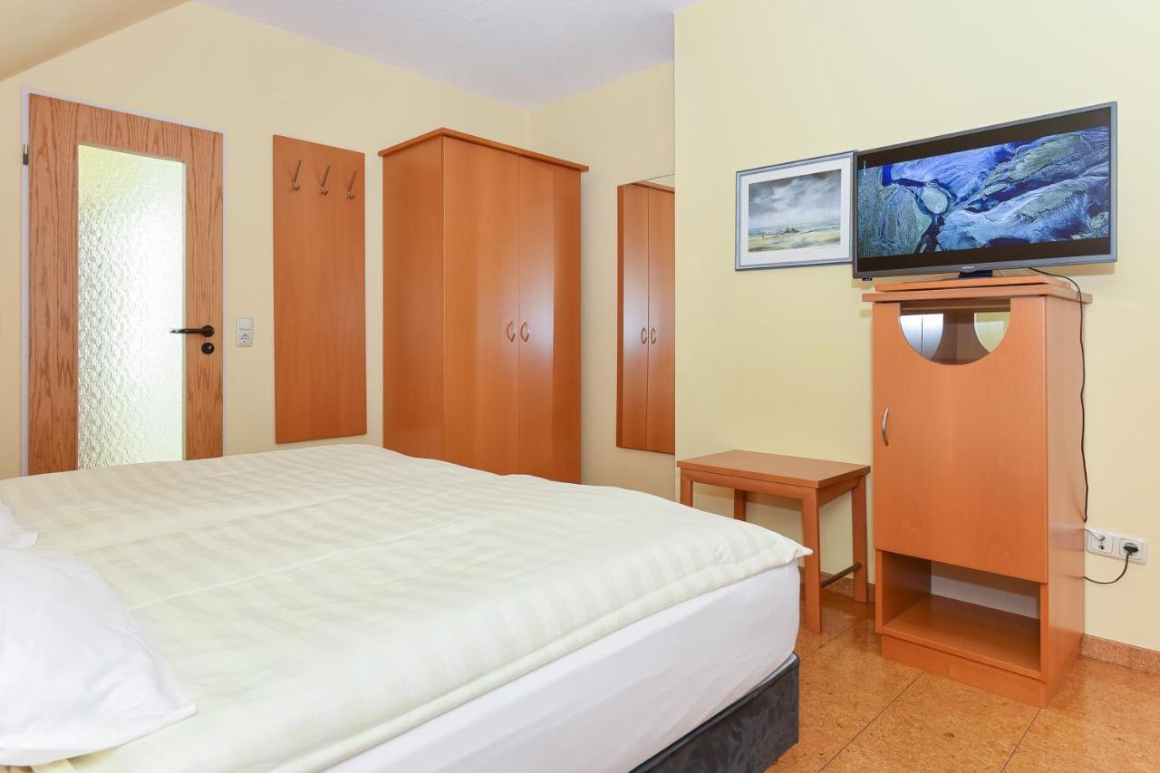 Hotel-Pension Altes Siel 벤세르시엘 외부 사진