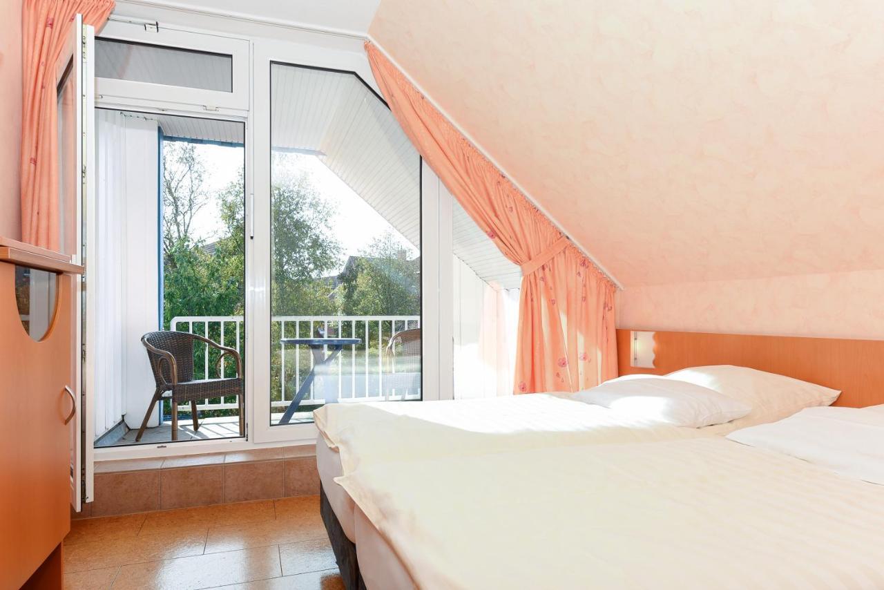 Hotel-Pension Altes Siel 벤세르시엘 외부 사진