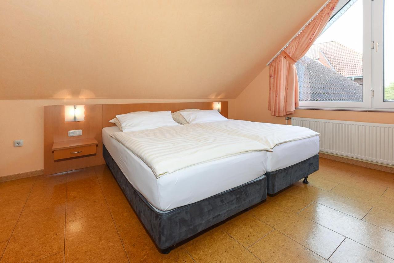 Hotel-Pension Altes Siel 벤세르시엘 외부 사진