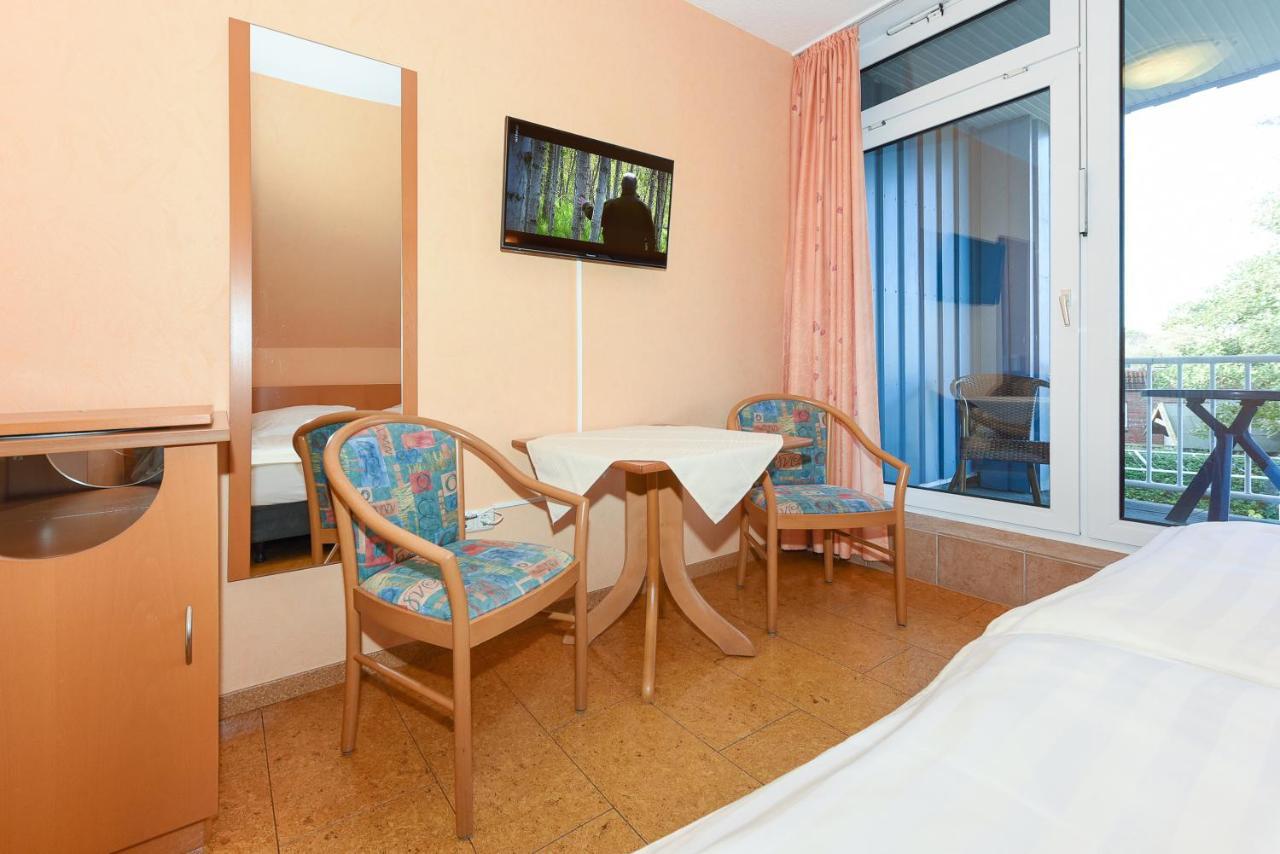 Hotel-Pension Altes Siel 벤세르시엘 외부 사진